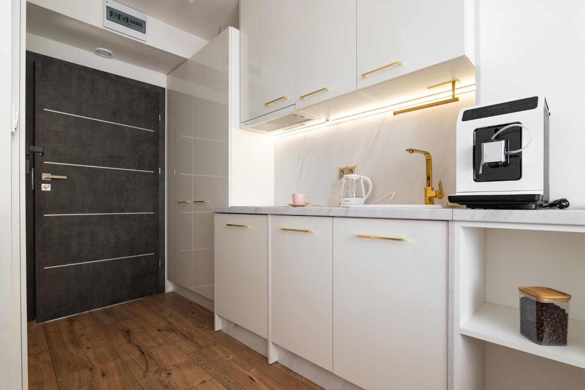 Solek Apartamenty I Pokoje Goscinne Großmöllen Exterior foto